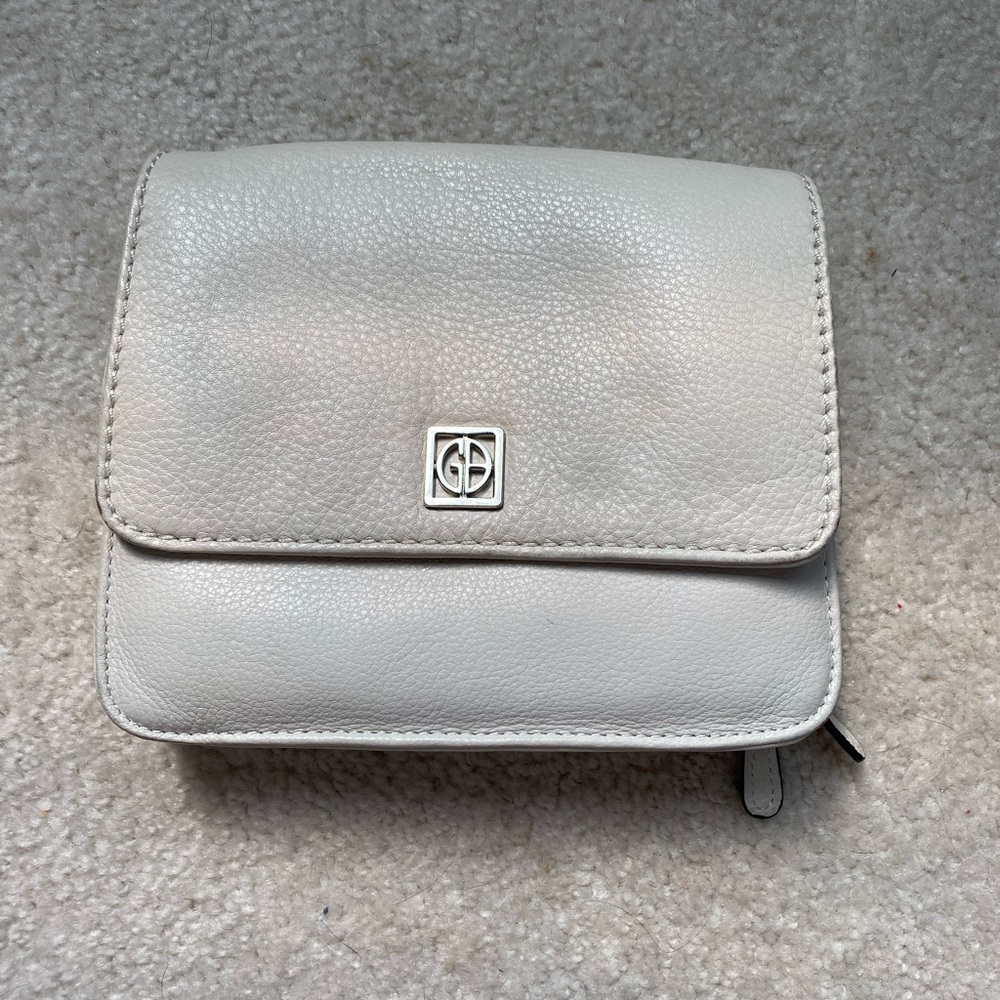 giani bernini purse cream colored cross body